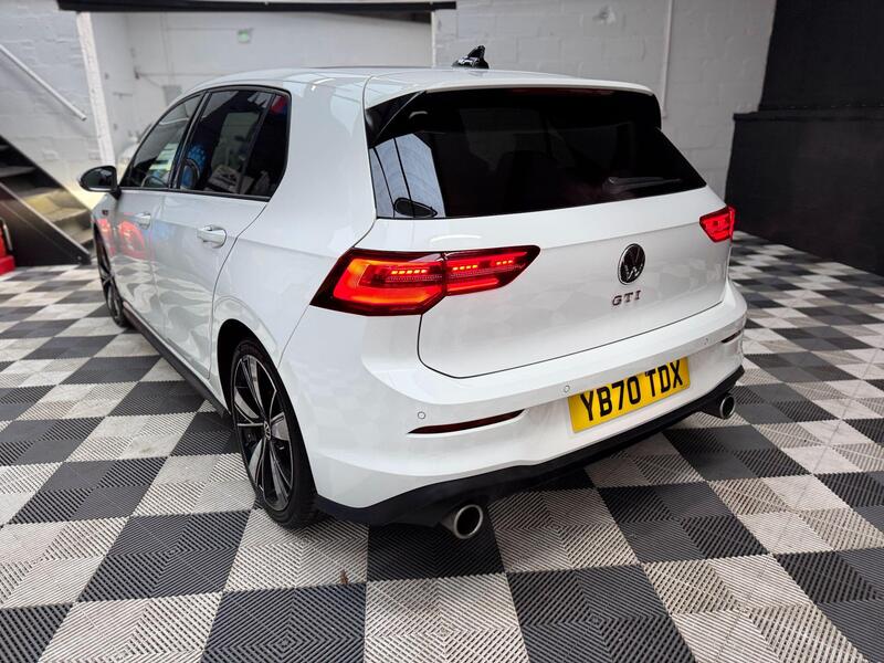 Volkswagen Golf view 19