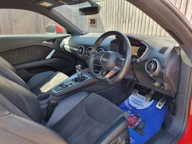 Audi TT view 2