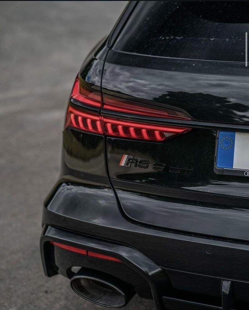 Audi RS6 view 3