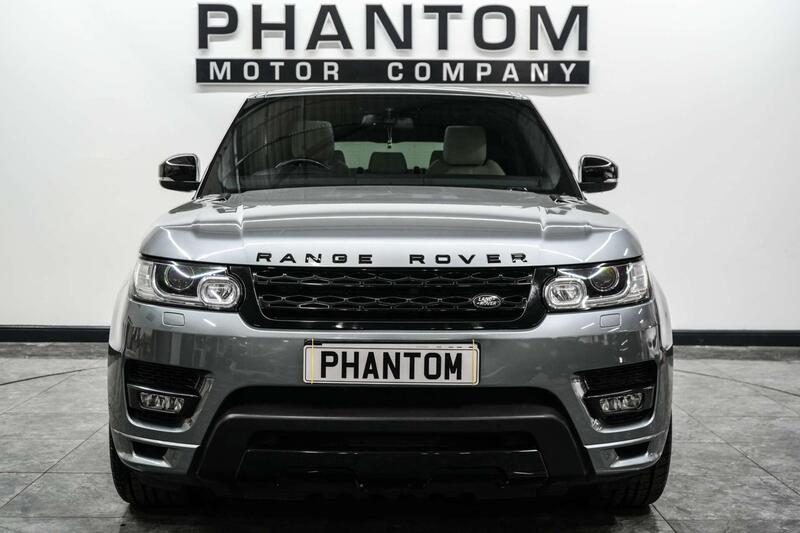 Land Rover Range Rover Sport view 2