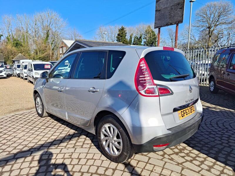 Renault Scenic view 28