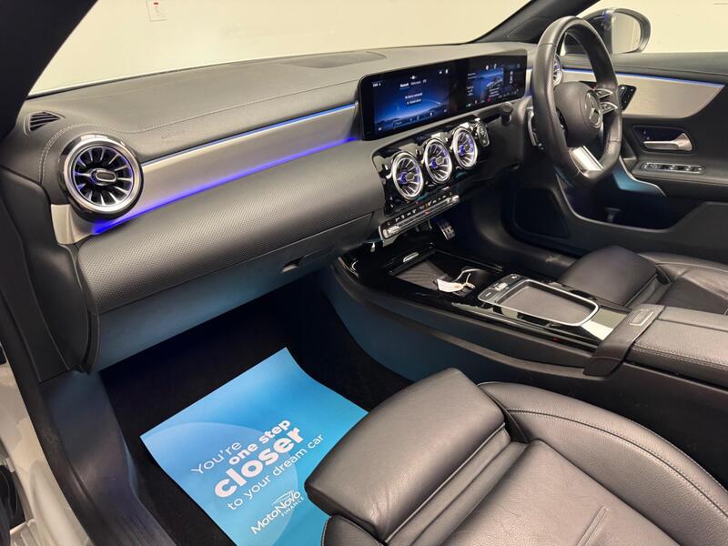 Mercedes-Benz Cla view 7