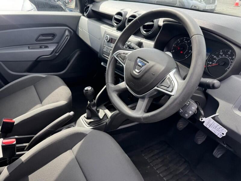 Dacia Duster view 2