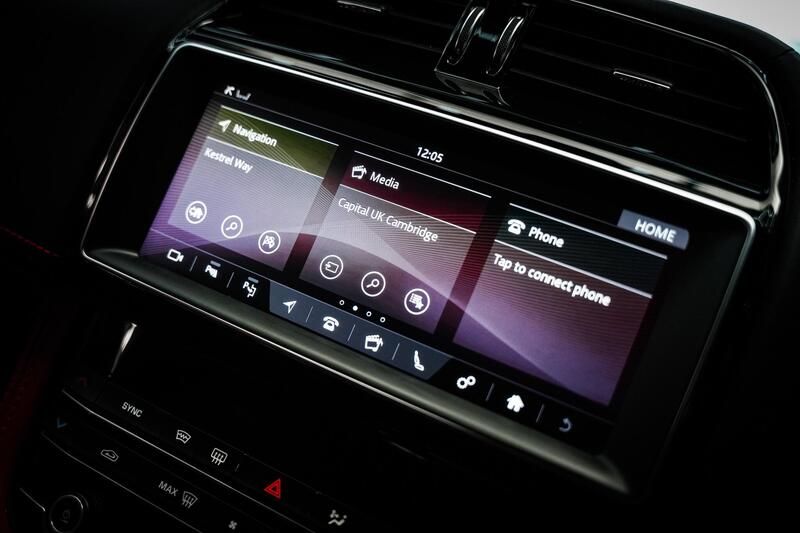 Jaguar F-Pace view 7