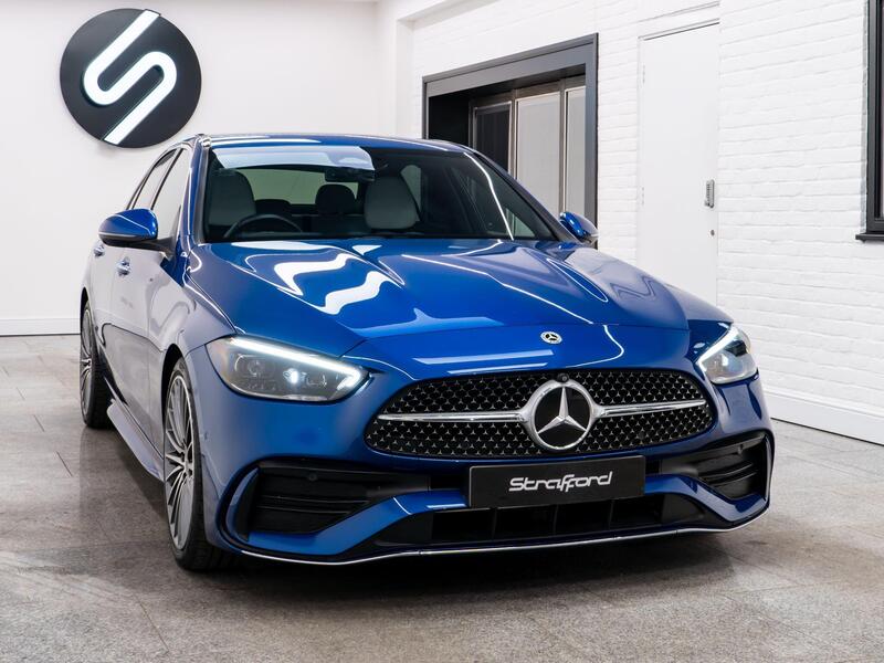 Mercedes-Benz C-Class view 4