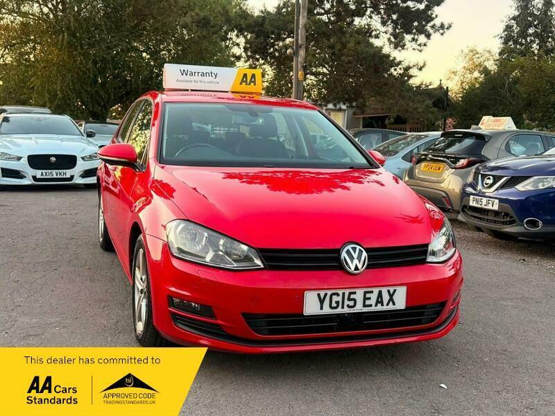 2015 Volkswagen Golf 1.6 TDI BlueMotion Tech Match DSG Euro 5 (s/s) 5dr photo 2