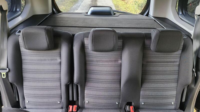 2019 Vauxhall Combo Life — photo 45