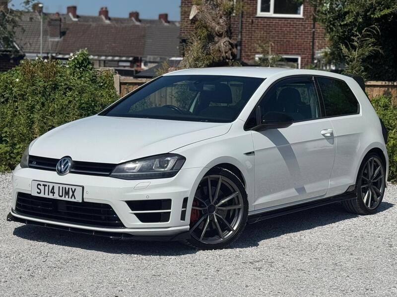 Volkswagen Golf view 2