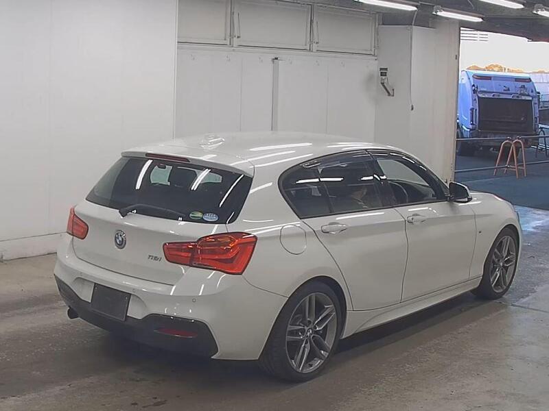 688b2b98a9814465b763e535419f0d5c