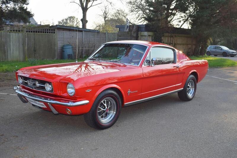 Ford Mustang view 6