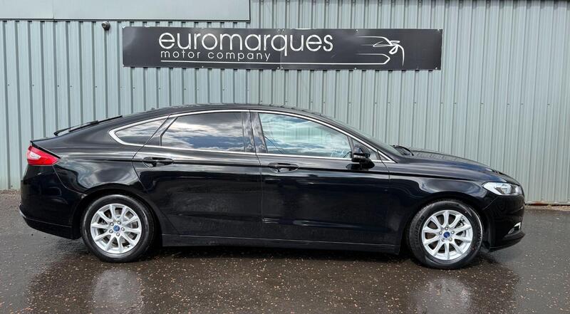 Ford Mondeo view 2