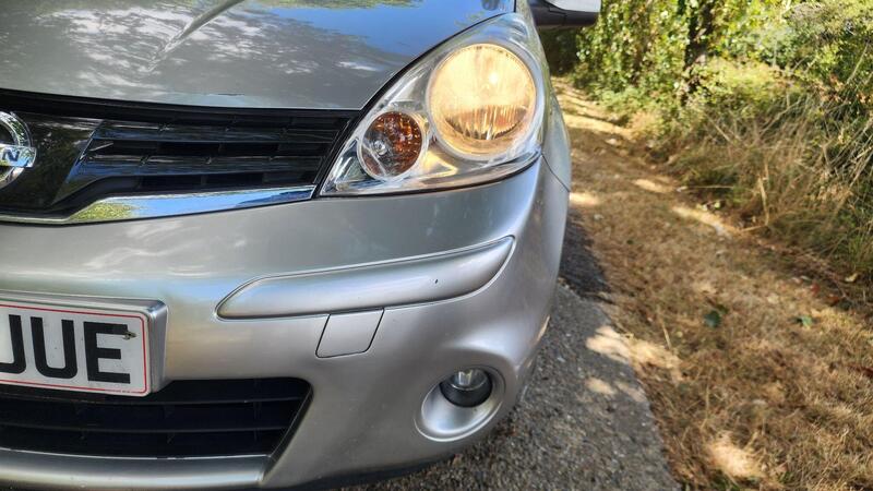2010 Nissan Note — photo 34