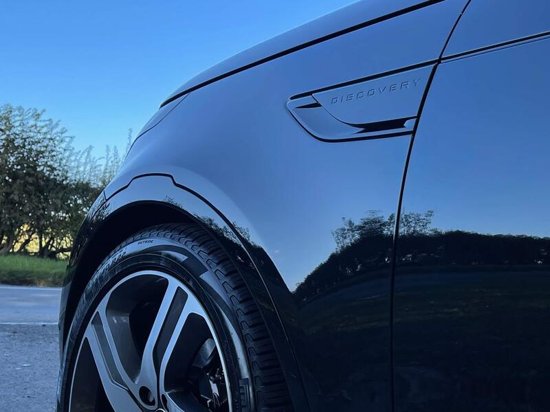 Land Rover Discovery view 7
