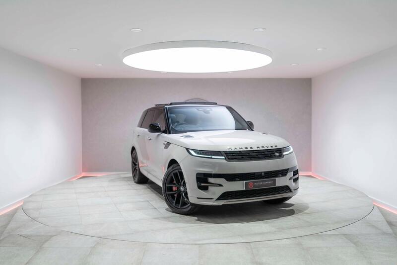 Land Rover Range Rover Sport view 2