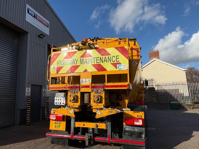 DAF CF230 26T Hot Box Rear Steer (Twin)