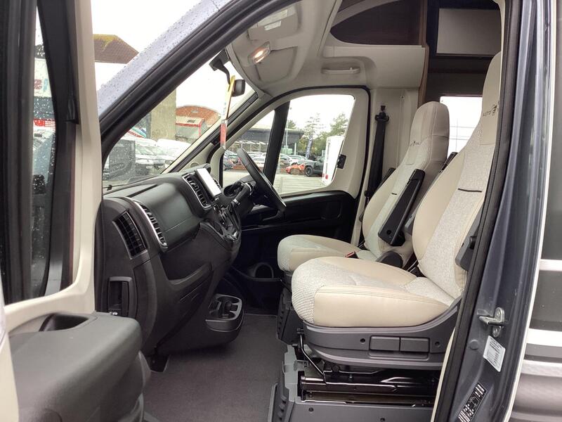 Auto-Trail Imala 730 — image 19