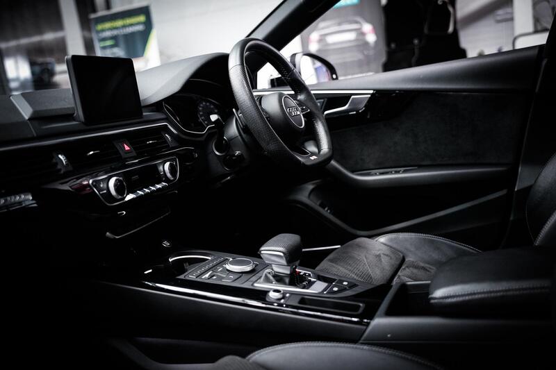 Audi Audi A5 view 2