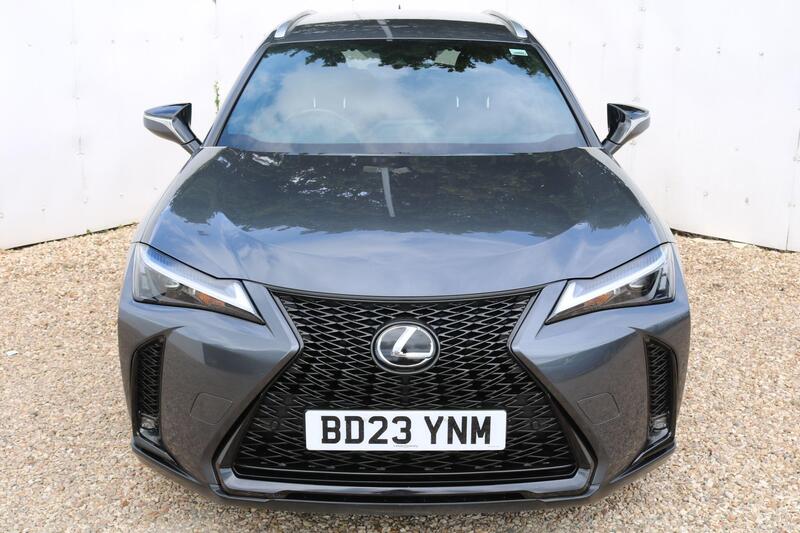 Lexus Ux view 2