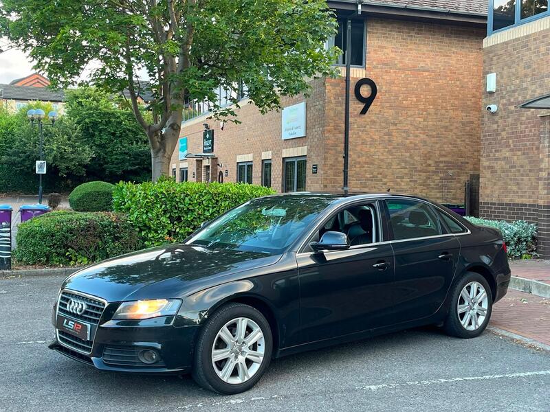 Audi A4 view 3