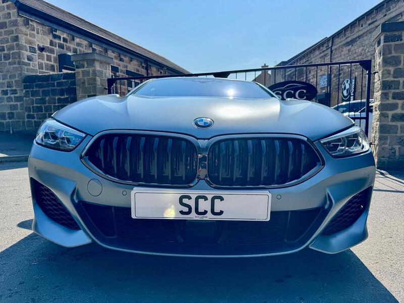 BMW 8 Series view 4