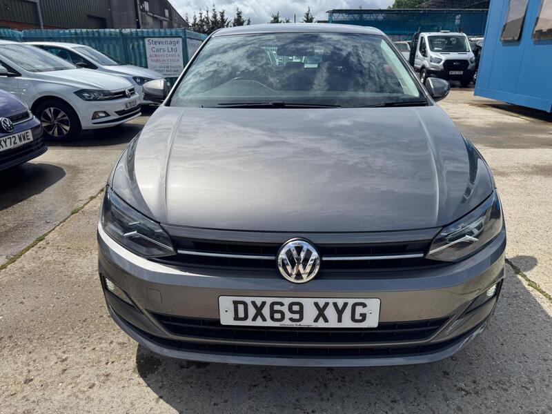 Volkswagen Polo view 5