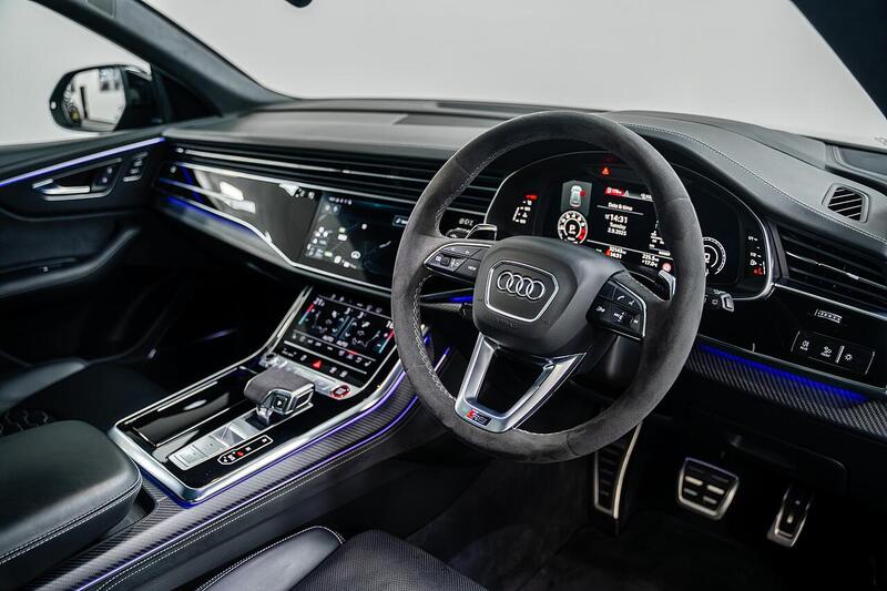 Audi Audi RSQ8 view 5