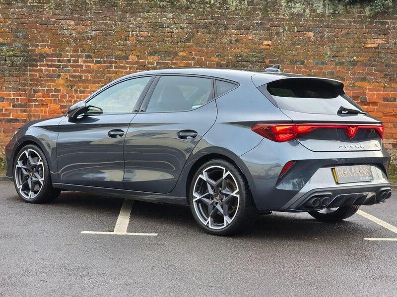 Cupra Leon view 3