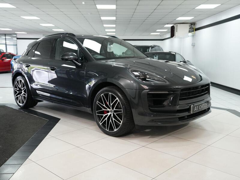2023 Porsche Macan