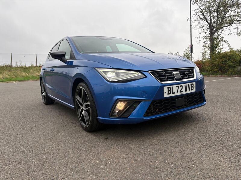 SEAT Ibiza — photo 1