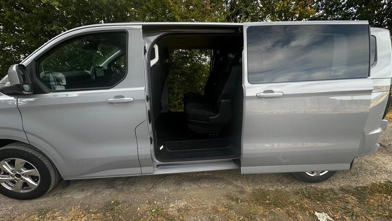2026 Ford Transit Custom — photo 9