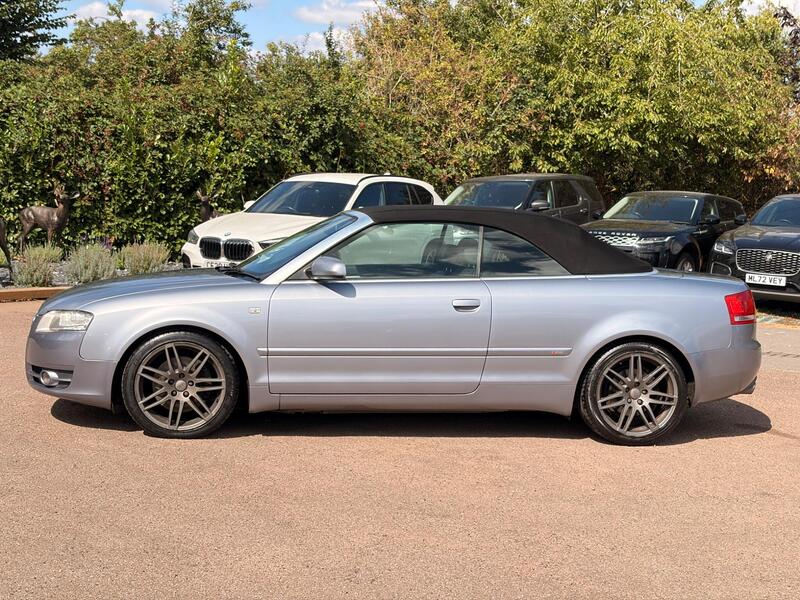 Audi A4 view 7