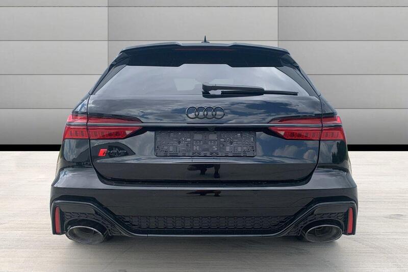 Audi RS6 view 7