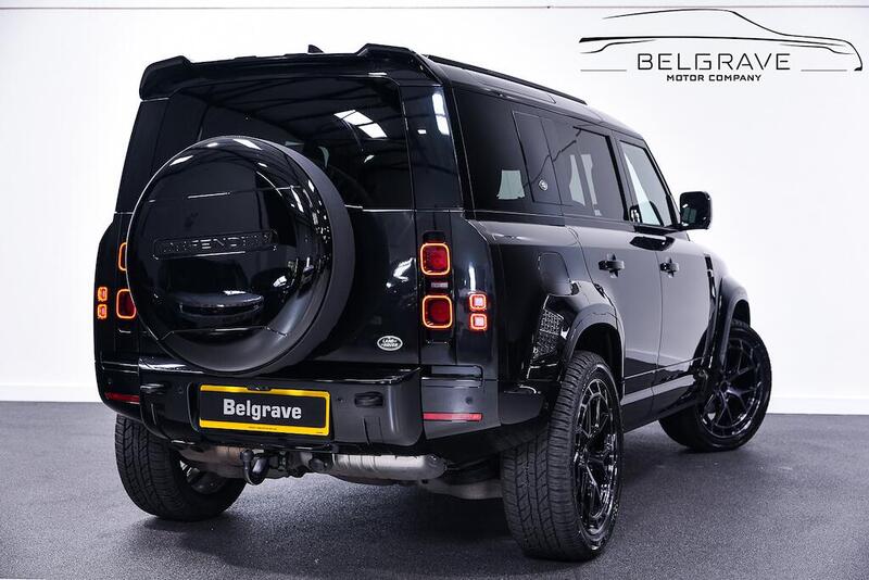 Land Rover Defender view 3