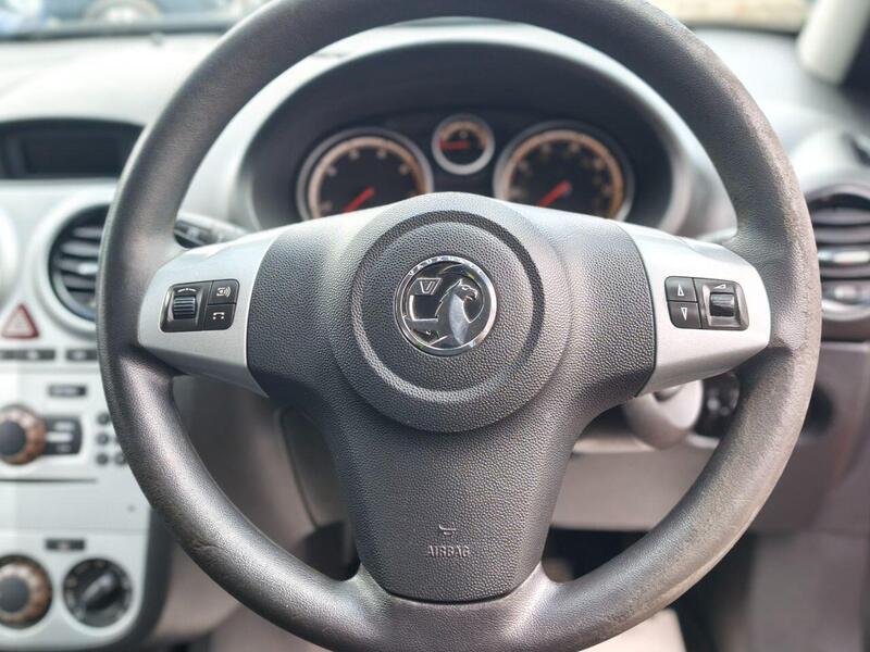 Vauxhall Corsa view 3