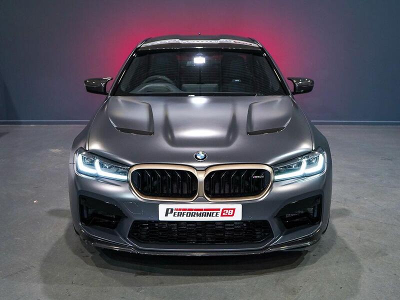 BMW M5 view 3