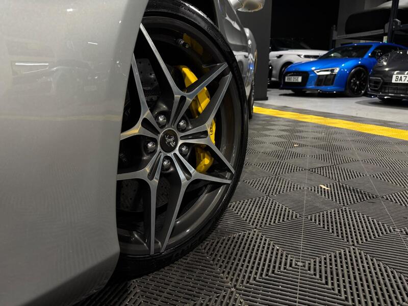 Ferrari California view 3