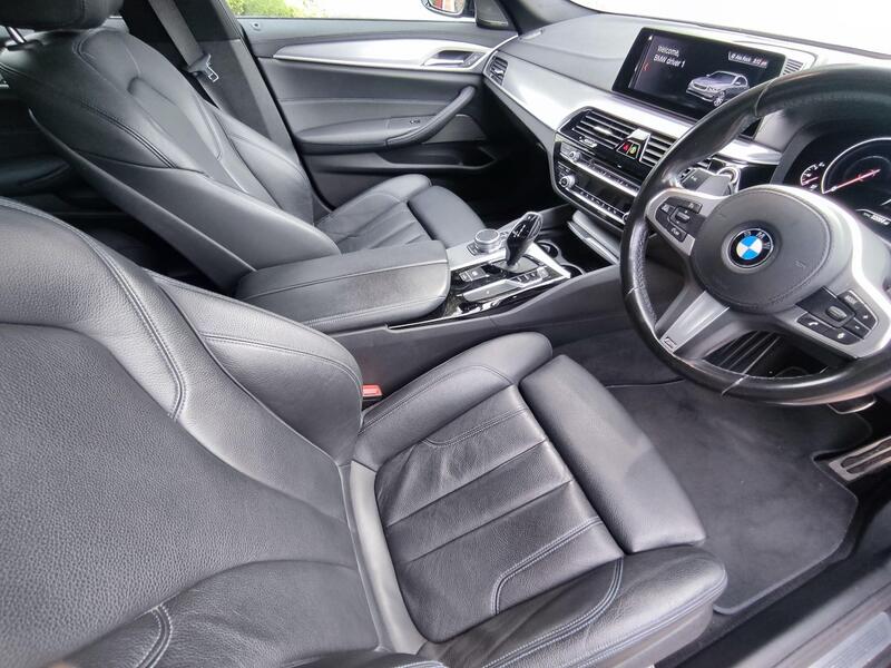 BMW 5 Series view 22