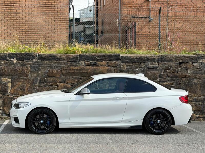 BMW 2 Series view 4