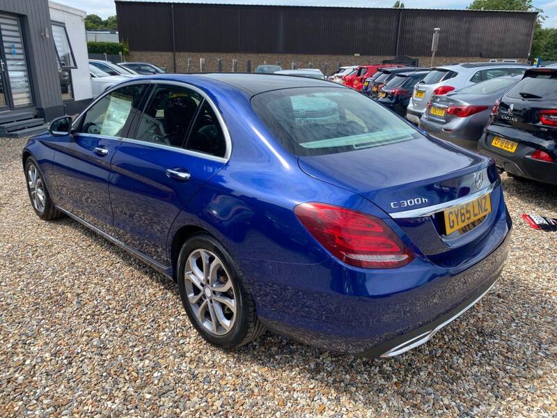Mercedes-Benz C Class view 7