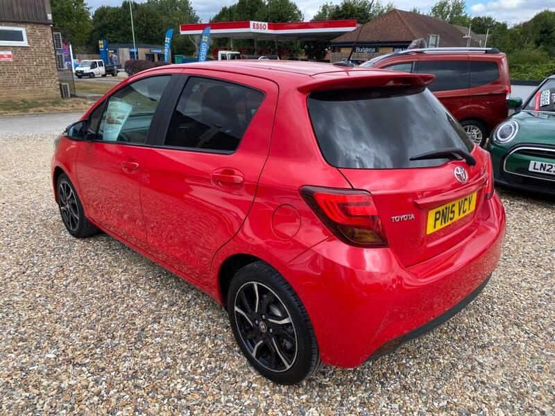 Toyota Yaris view 7