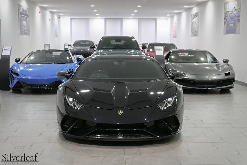 Lamborghini Huracan view 7