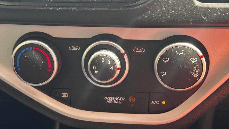 2014 Kia Picanto — photo 22