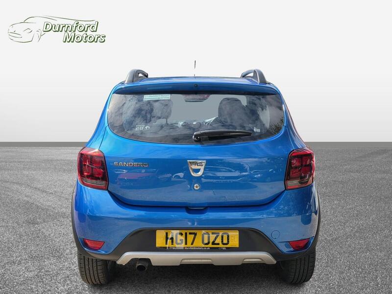 Dacia Sandero Stepway view 5
