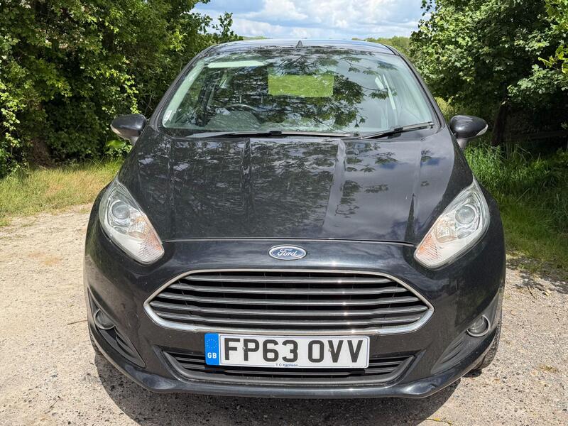 2013 Ford Fiesta — photo 3