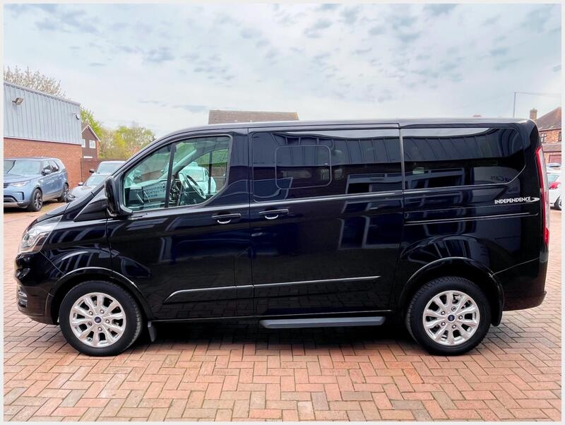 Ford Tourneo Custom view 34