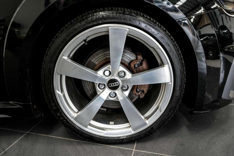 Audi TT view 7