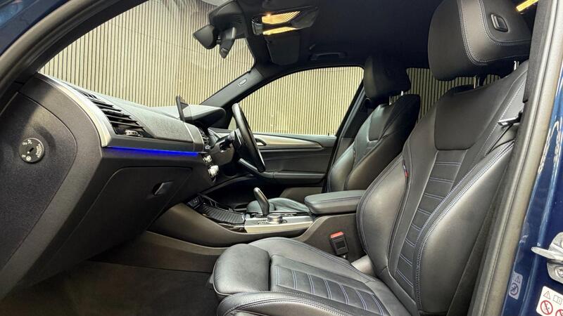 BMW X3 view 3