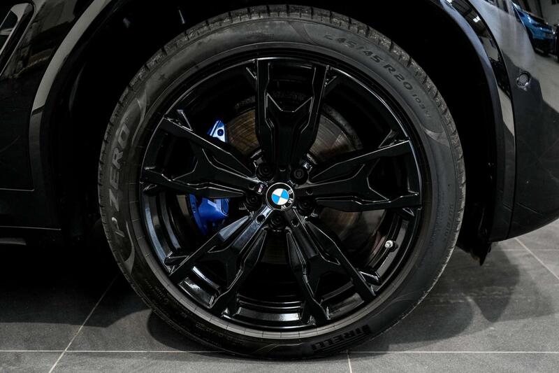 BMW X3 view 7