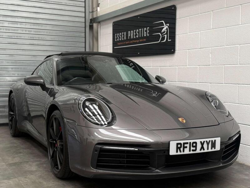 Porsche 911 main image