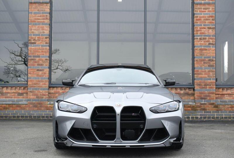 BMW M4 view 4